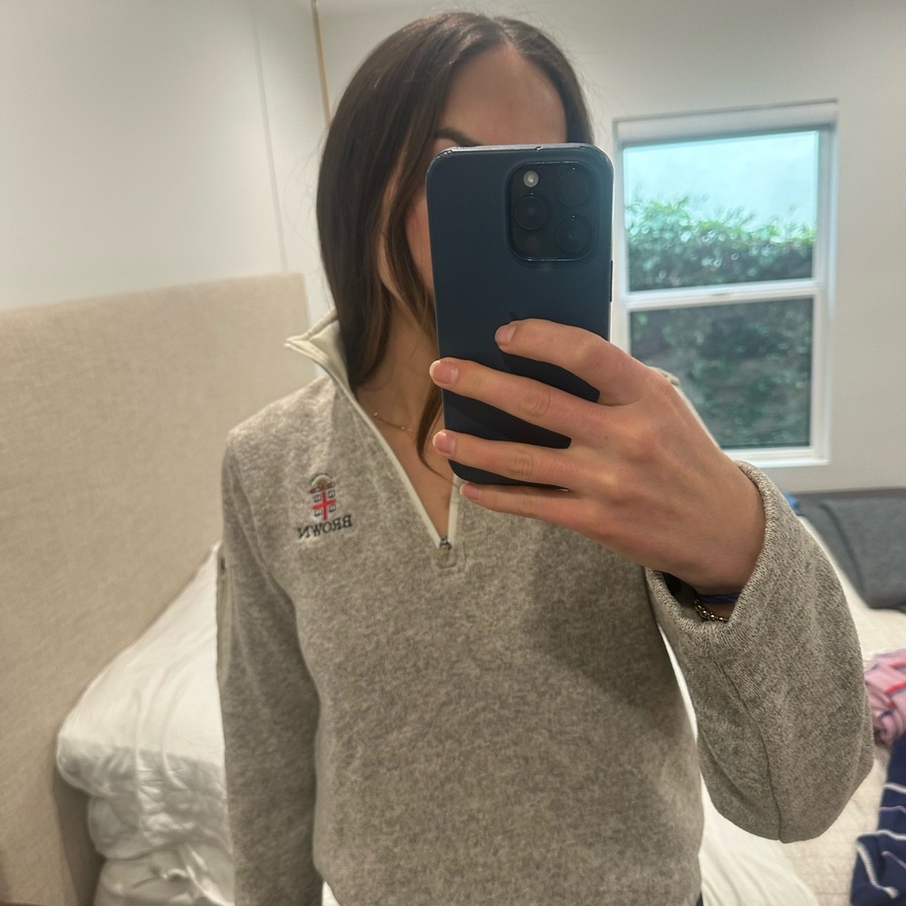 Brown University Pull Over